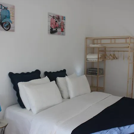 Oeiras Bedroom *