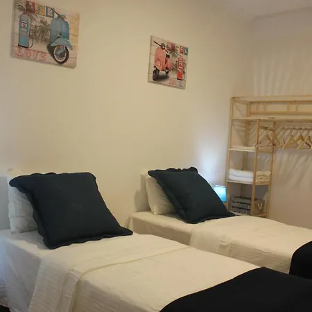 Oeiras Bedroom